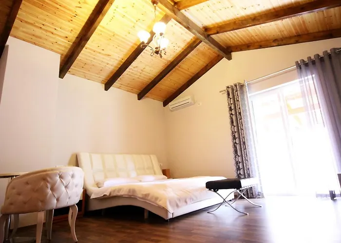 Отель Bylis Тирана