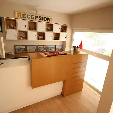 バイリス 3* ティラナ